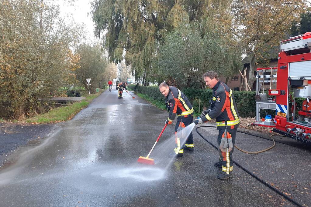 Traktor veroorzaakt kilometer lang oliespoor
