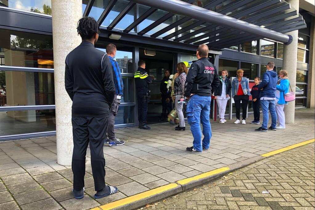 Bewoners mogen flatgebouw niet in na brandmelding