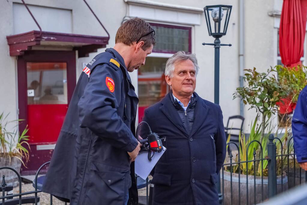 Grote brand in cafe met bovenwoning