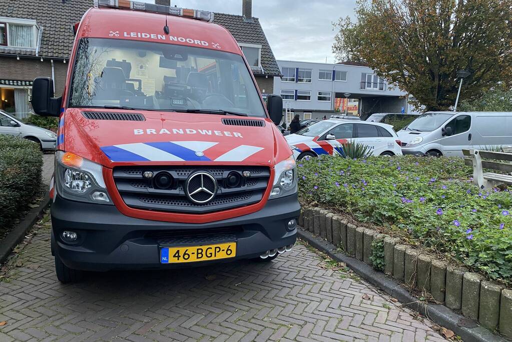 Duikers zoeken naar geld en drugs