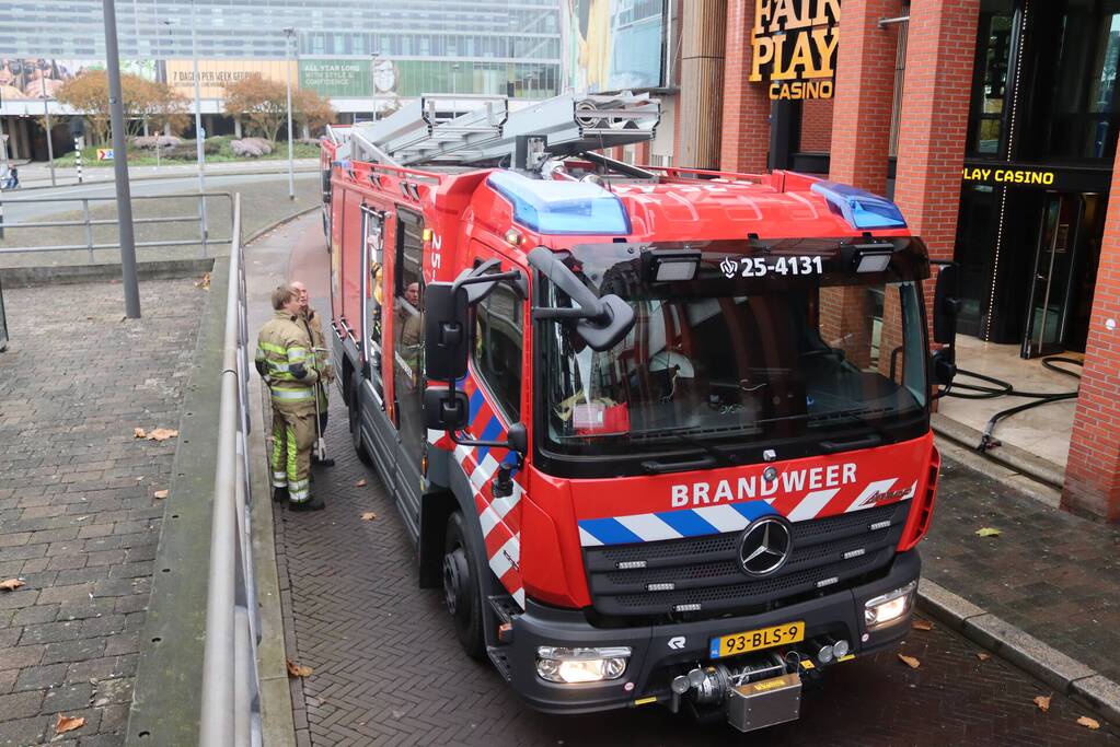 Brand tussen plafondplaten Fair Play Casino