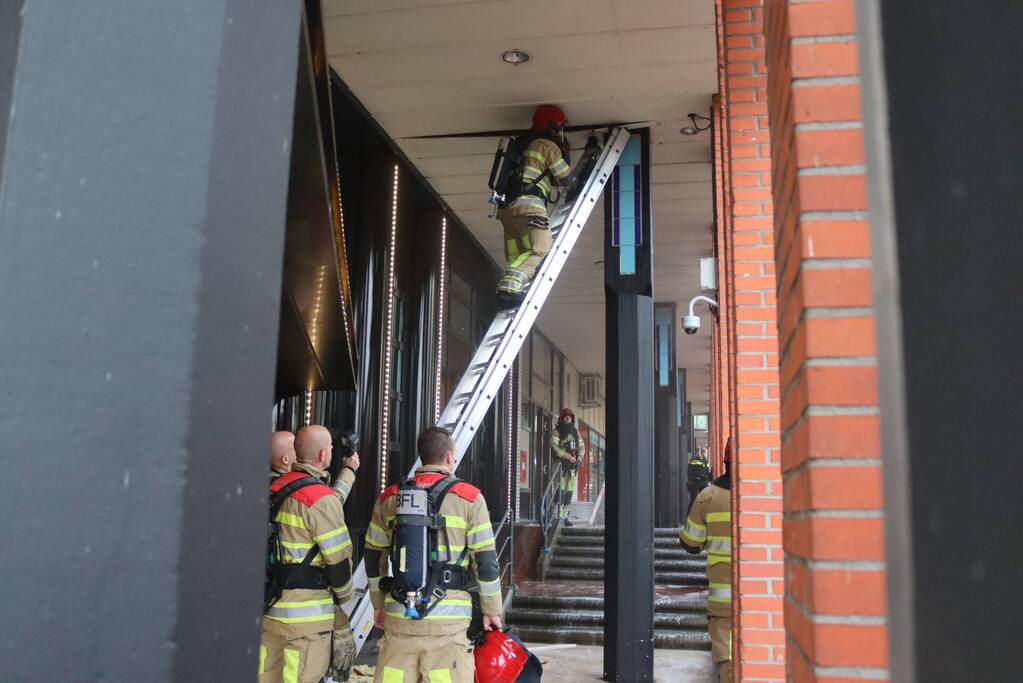 Brand tussen plafondplaten Fair Play Casino