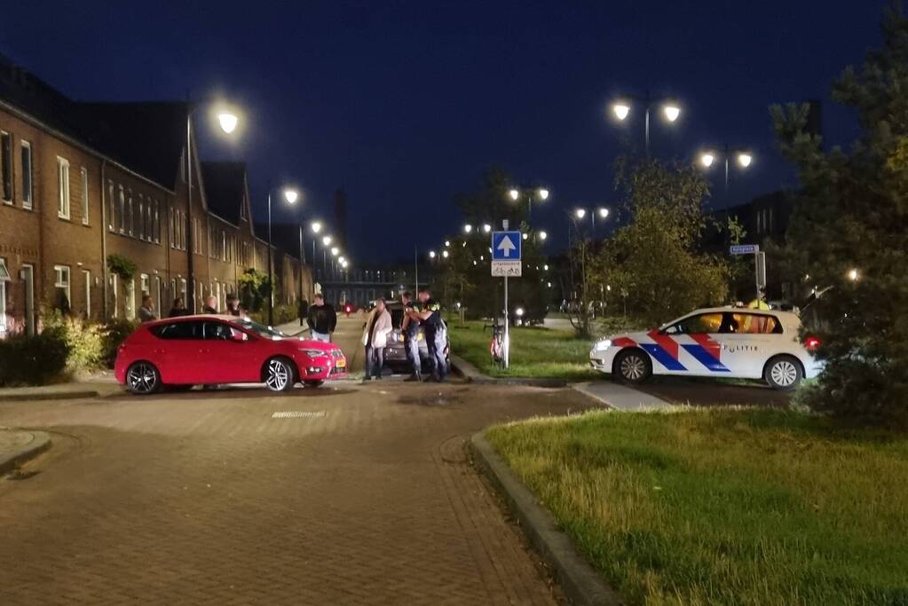 Agent mishandeld door wielrenner bij verkeersincident