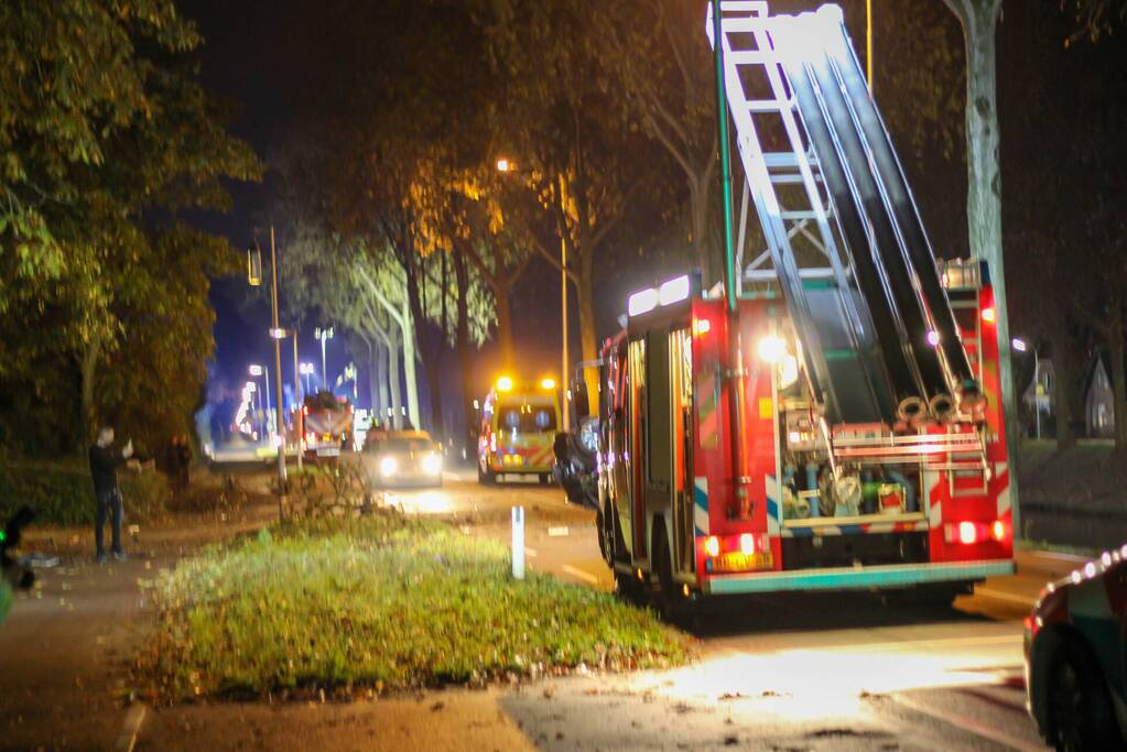 Twee gewonden bij zware crash