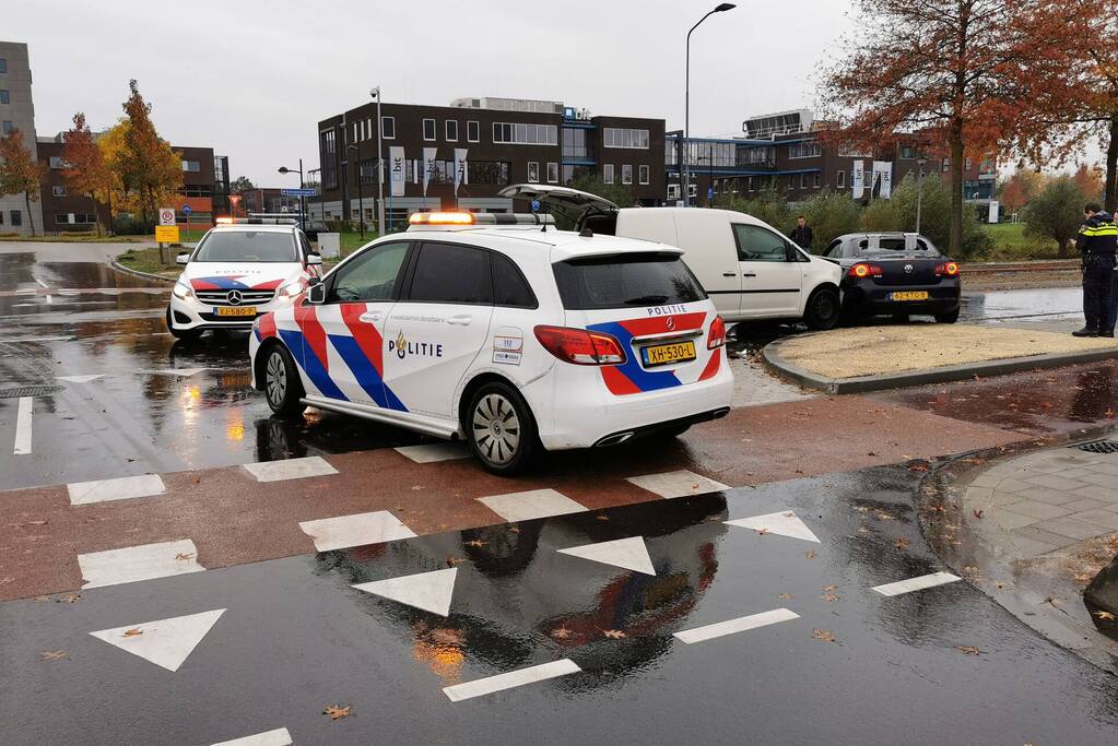 Fikse schade tussen bestelbus en auto