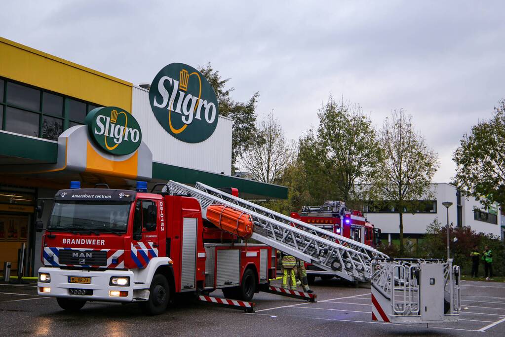 Grote brand in machinekamer Sligro