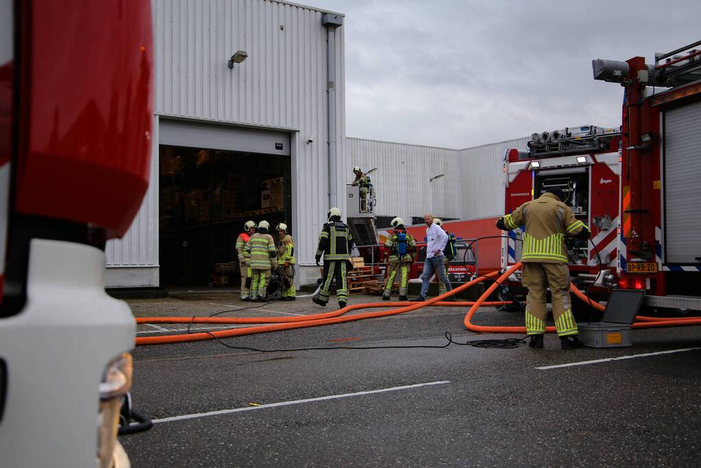 Grote brand in machinekamer Sligro