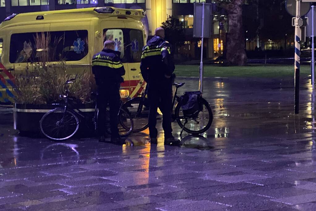 Persoon gewond bij botsing met auto