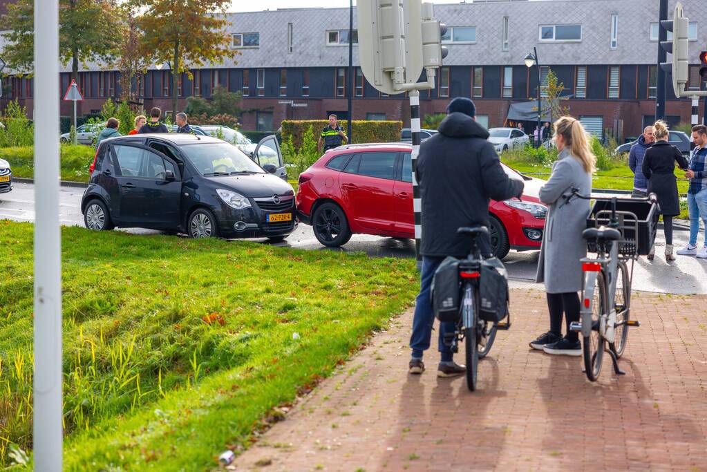 Kop-staart botsing voor stoplicht