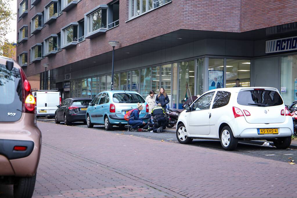 Brommerrijder en fietser botsen in Soesterkwartier