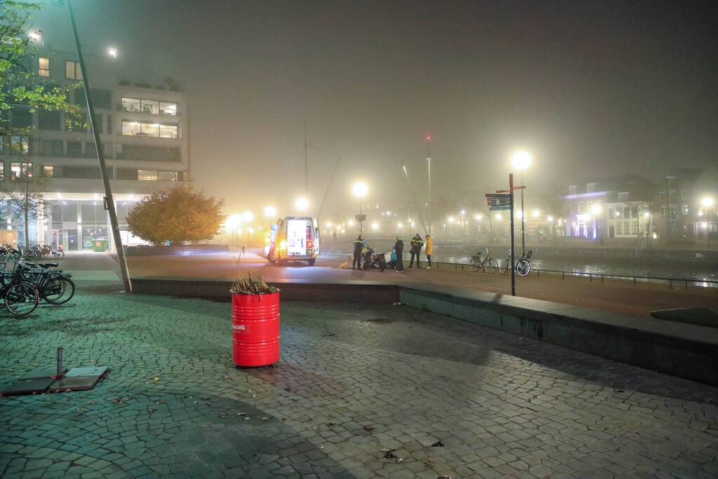 Brommerrijder gewond bij botsing met fietser