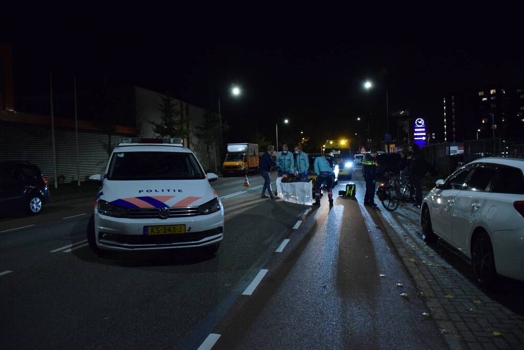 Twee personen gewond na val met fiets
