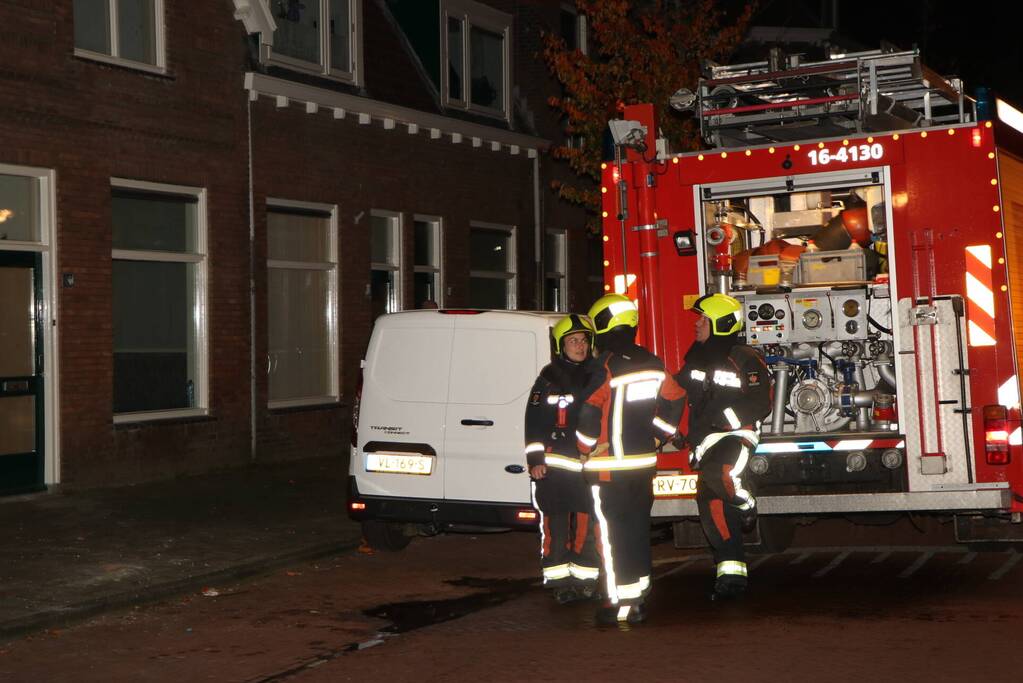 Persoon gewond bij woningbrand