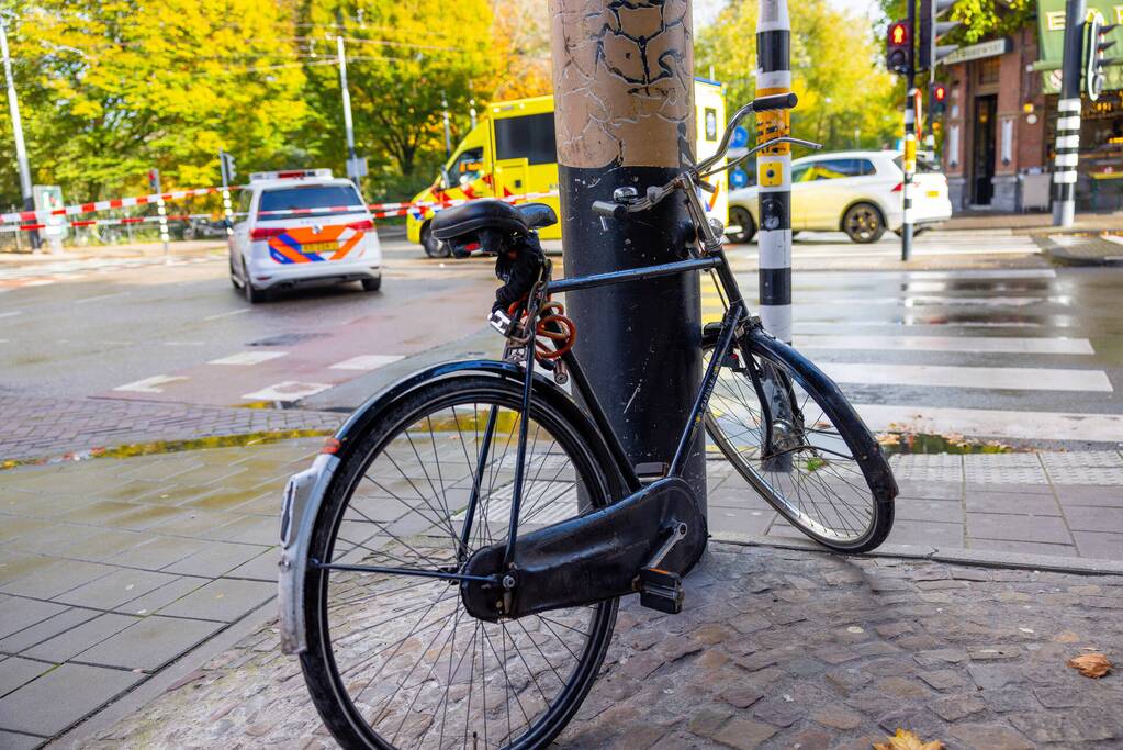 Persoon op fiets aangereden door auto