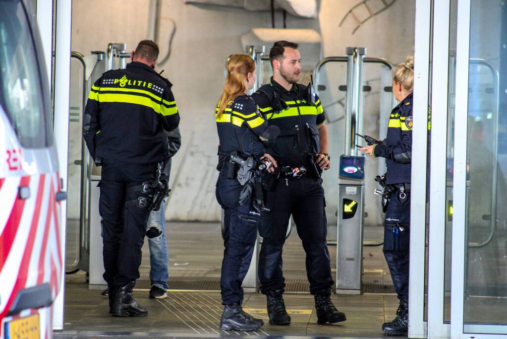 Gewonde bij steekincident na beroving