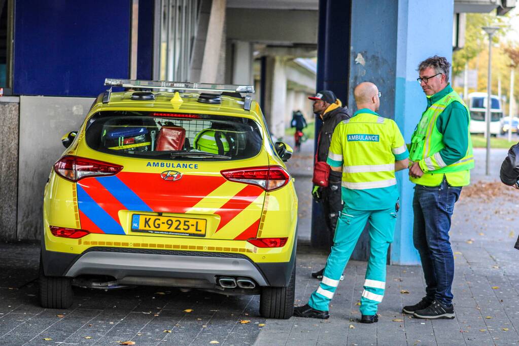 Gewonde bij steekincident na beroving