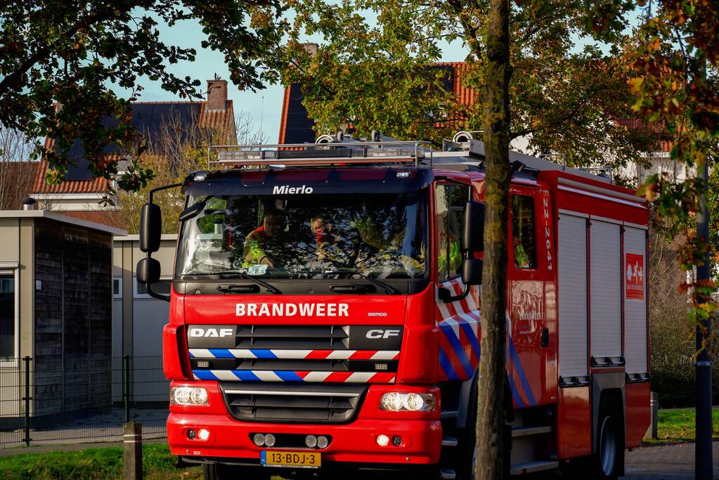 Kind bevrijdt uit bakfiets door brandweer