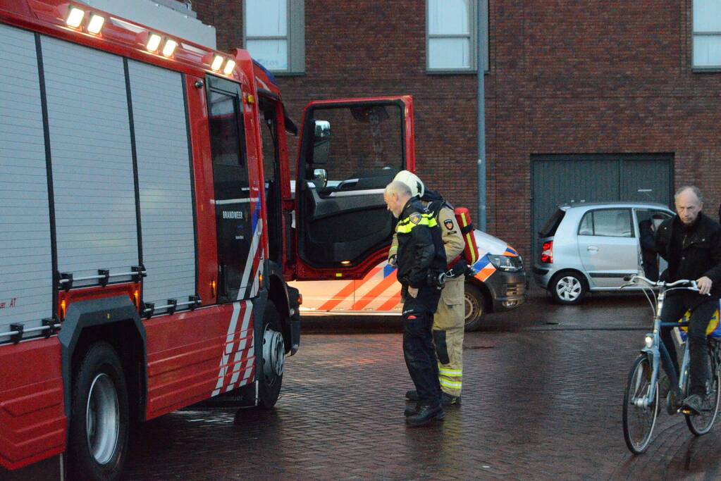 Magnetron vat vlam in keuken