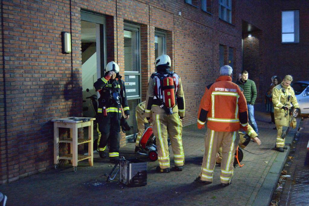 Magnetron vat vlam in keuken