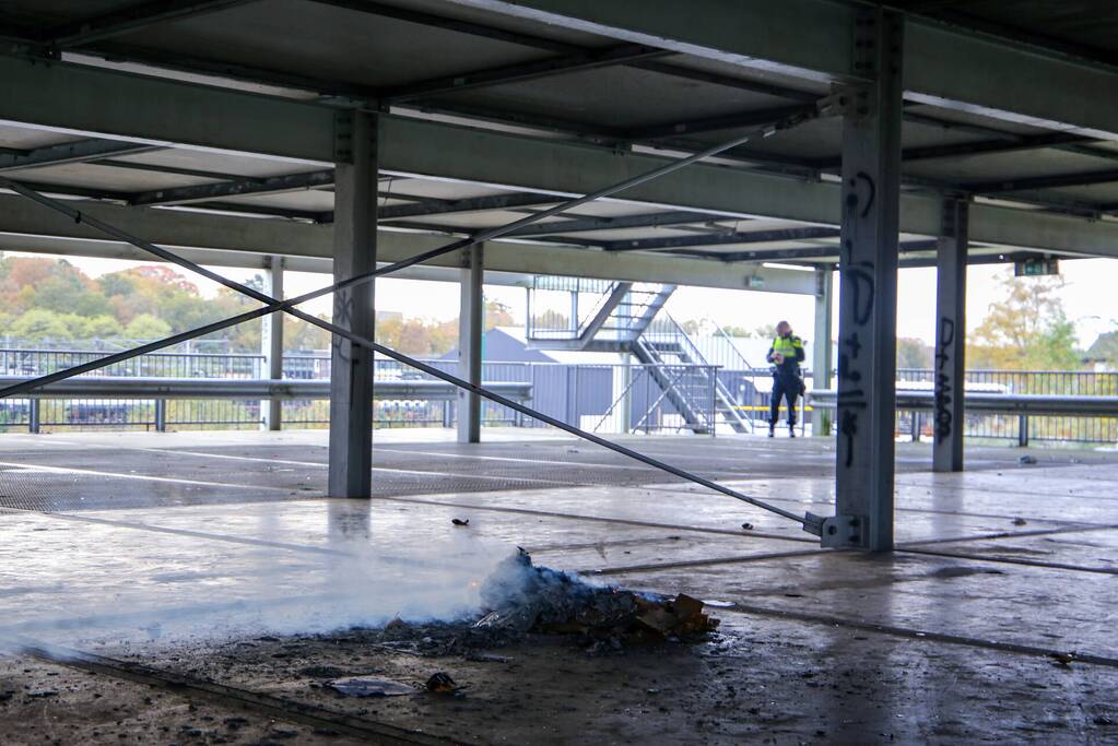 Brand gesticht in parkeergarage
