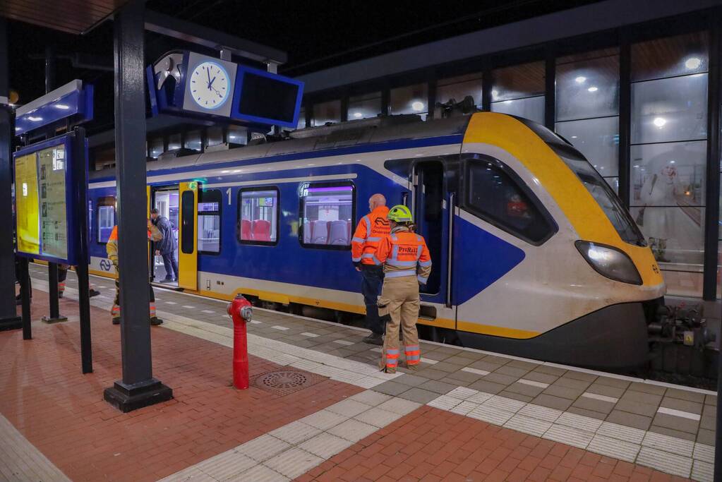 Tijdelijk geen treinverkeer door aanrijding op het spoor