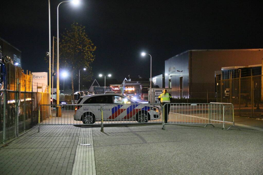 Groot politie onderzoek op bedrijventerrein
