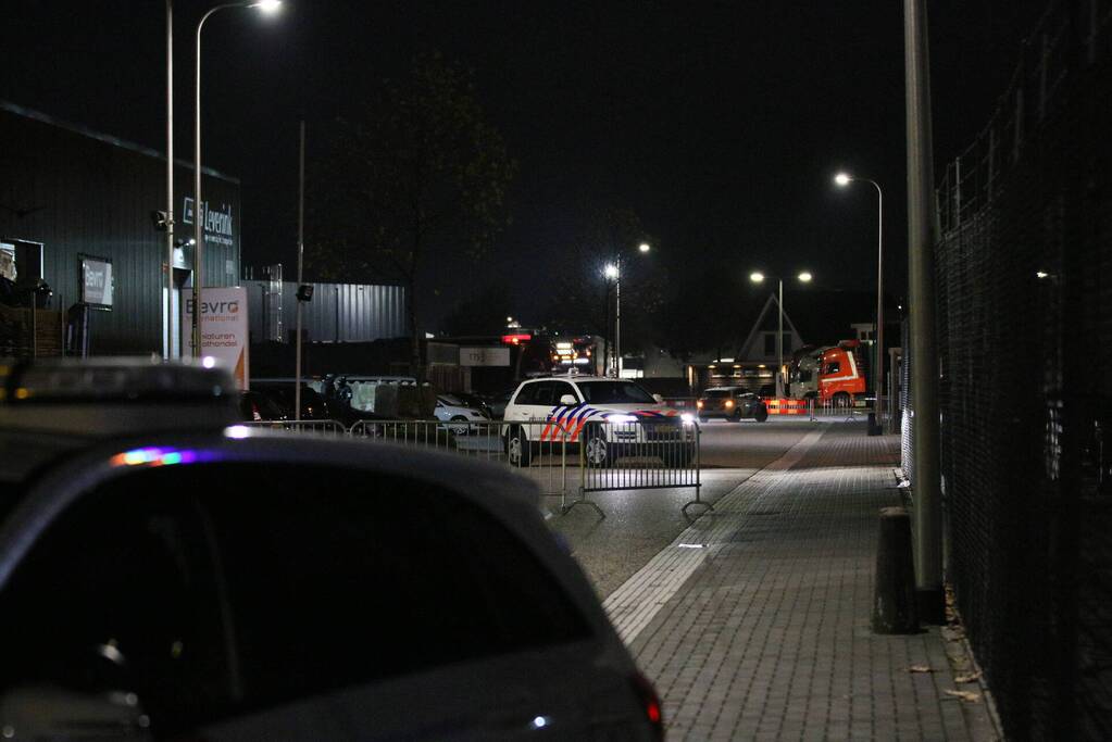 Groot politie onderzoek op bedrijventerrein