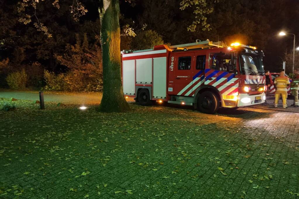 Zwembad ontruimd na mogelijk chloorlek