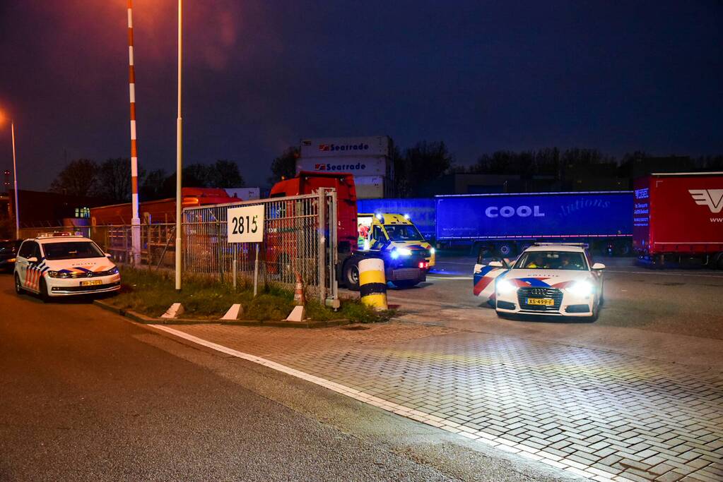 Voetganger zwaargewond bij botsing