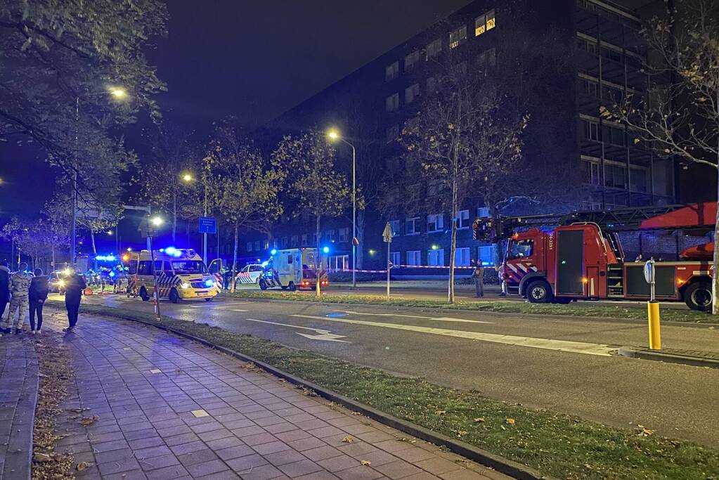 Bestuurder bekneld door ernstig ongeval