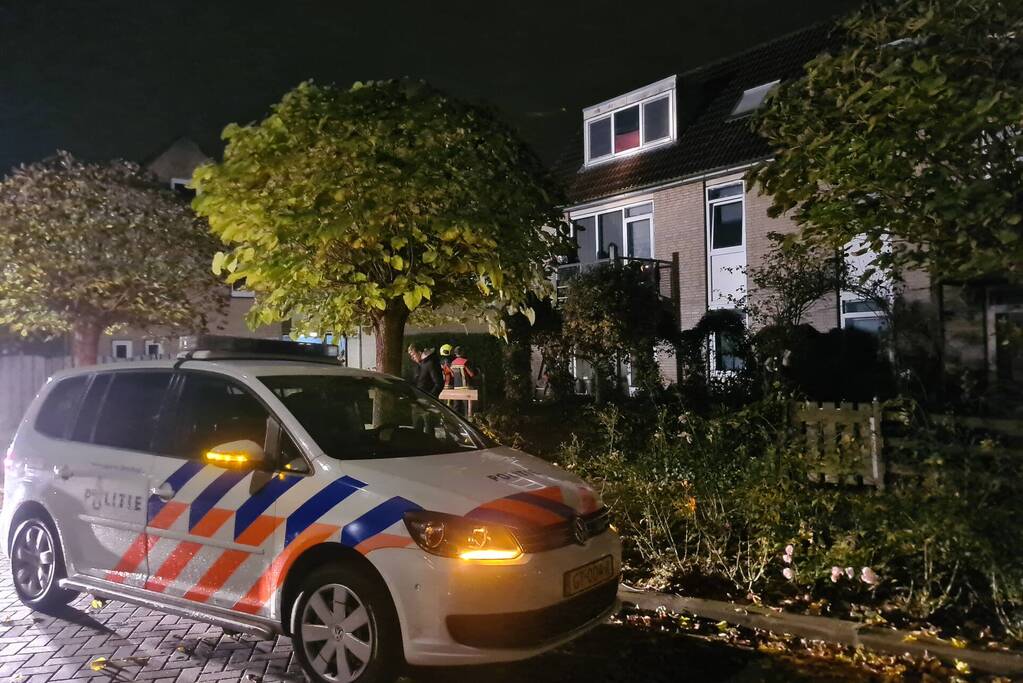 Slotenmaker opent deur voor brandweer