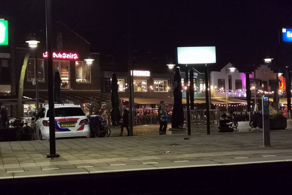 Politie-inzet voor sluiting horeca