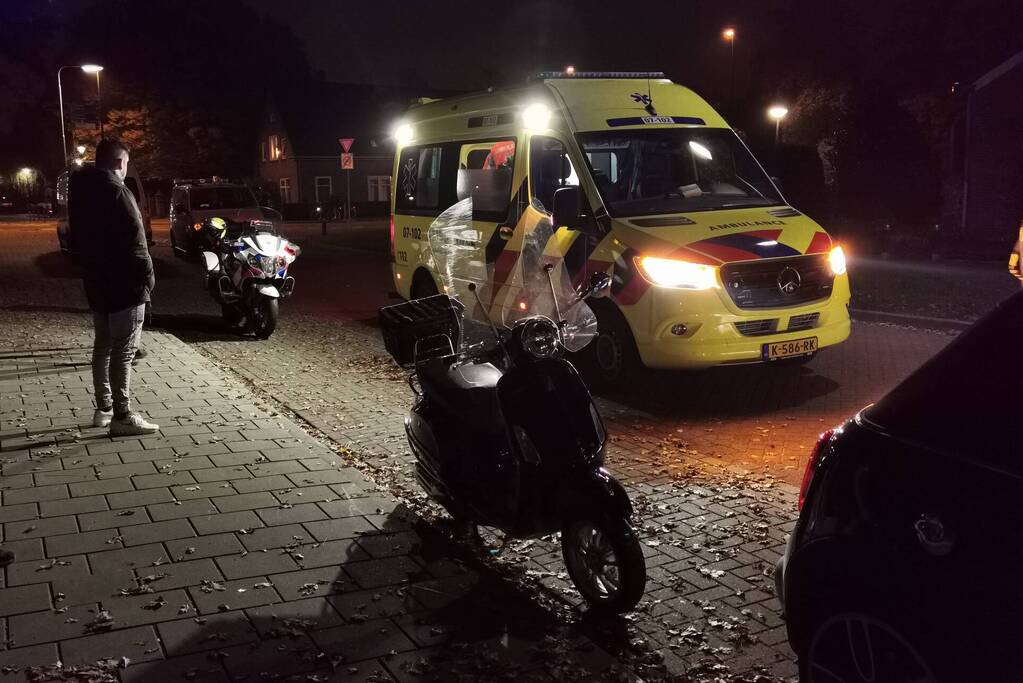 Scooterrijdster gewond na harde val