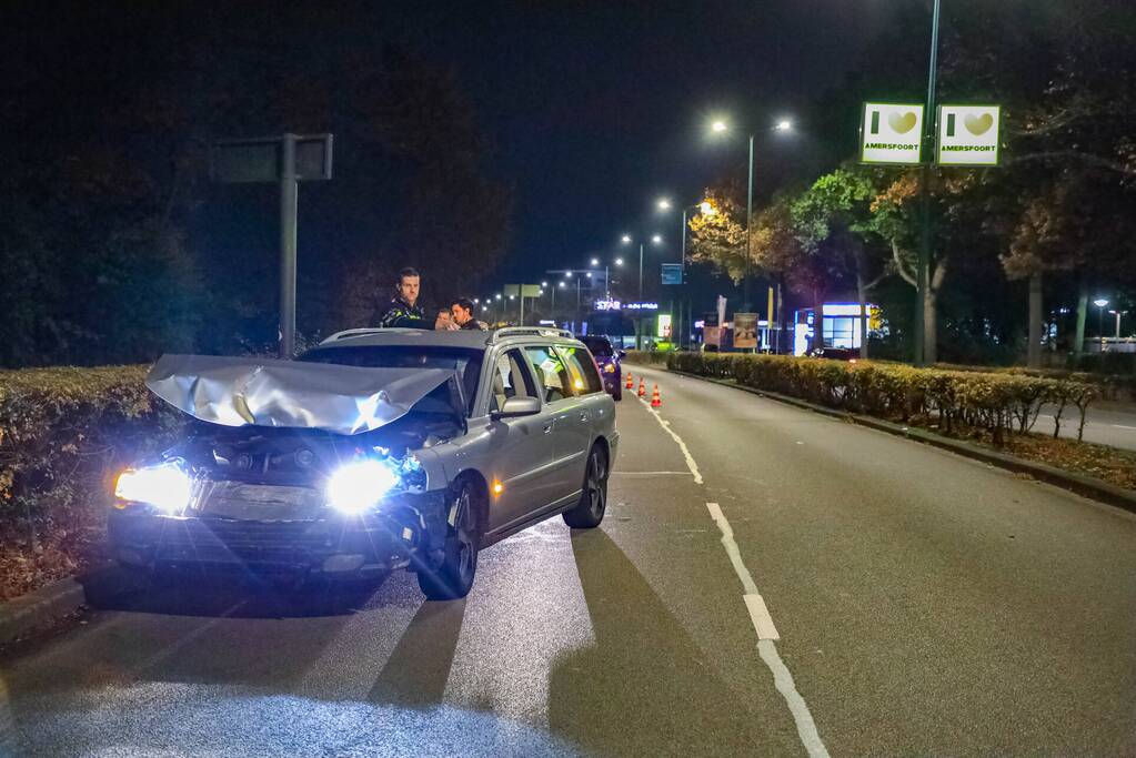 Flinke schade aan personenauto's door kop-staartbotsing