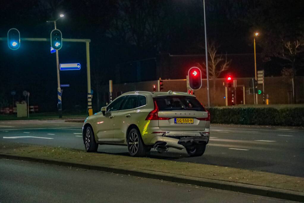 Flinke schade aan personenauto's door kop-staartbotsing