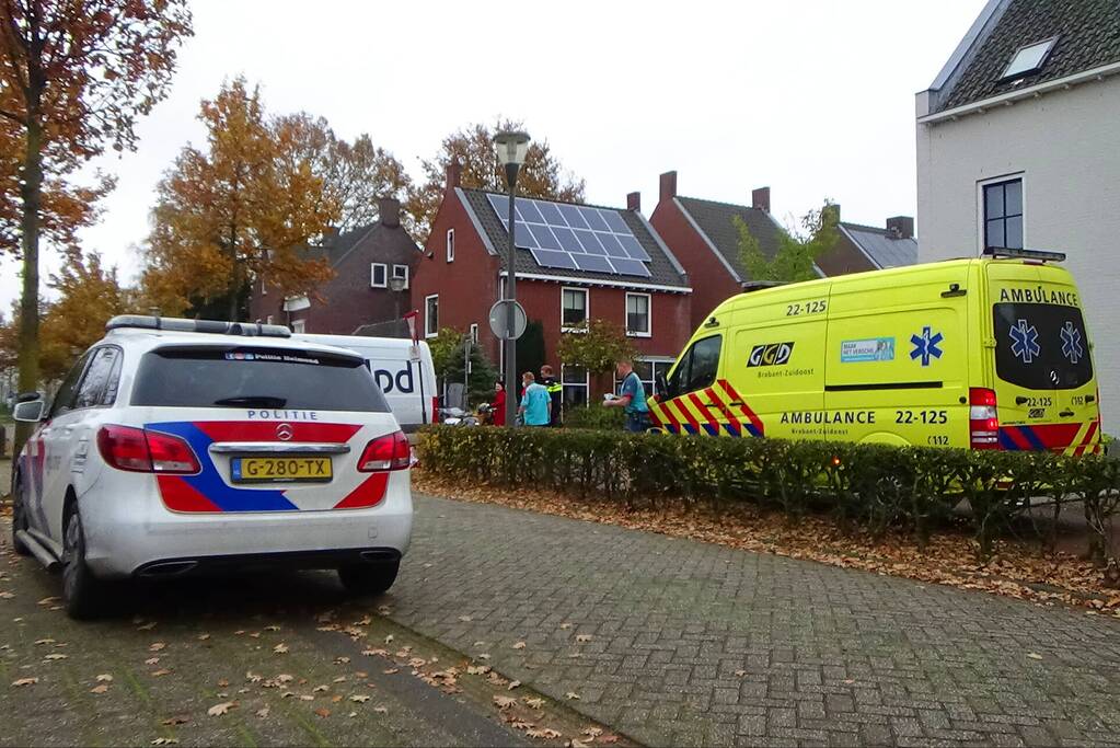 Persoon gewond bij botsing met bestelbus