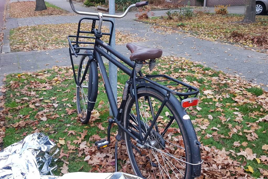 Overstekende fietser aangereden