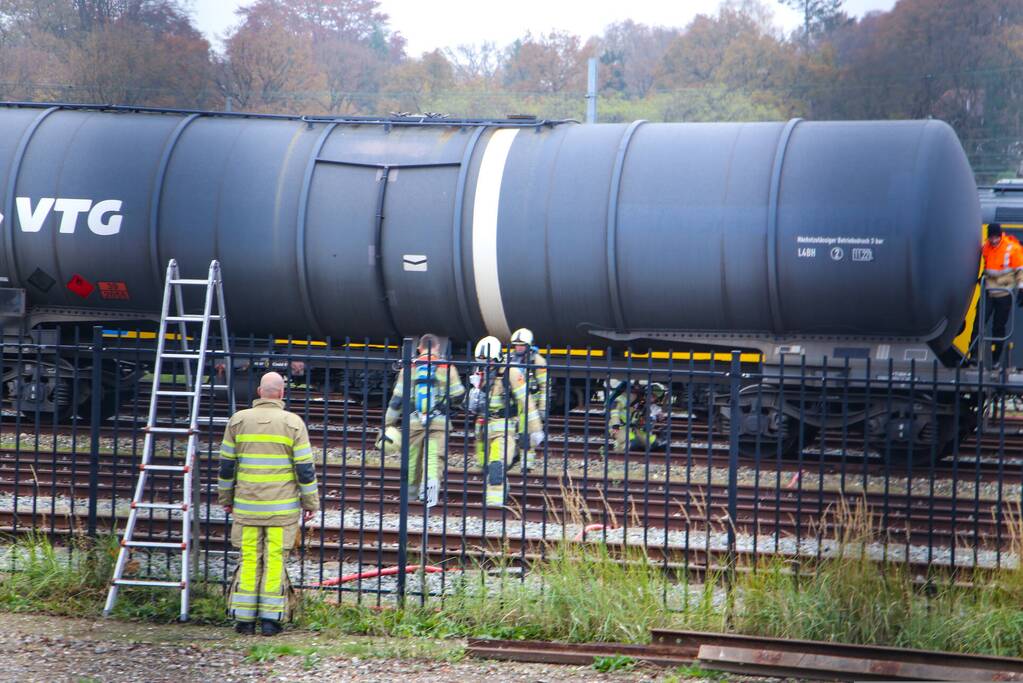 Mogelijk brand in trein bij De Rijtuigenloods