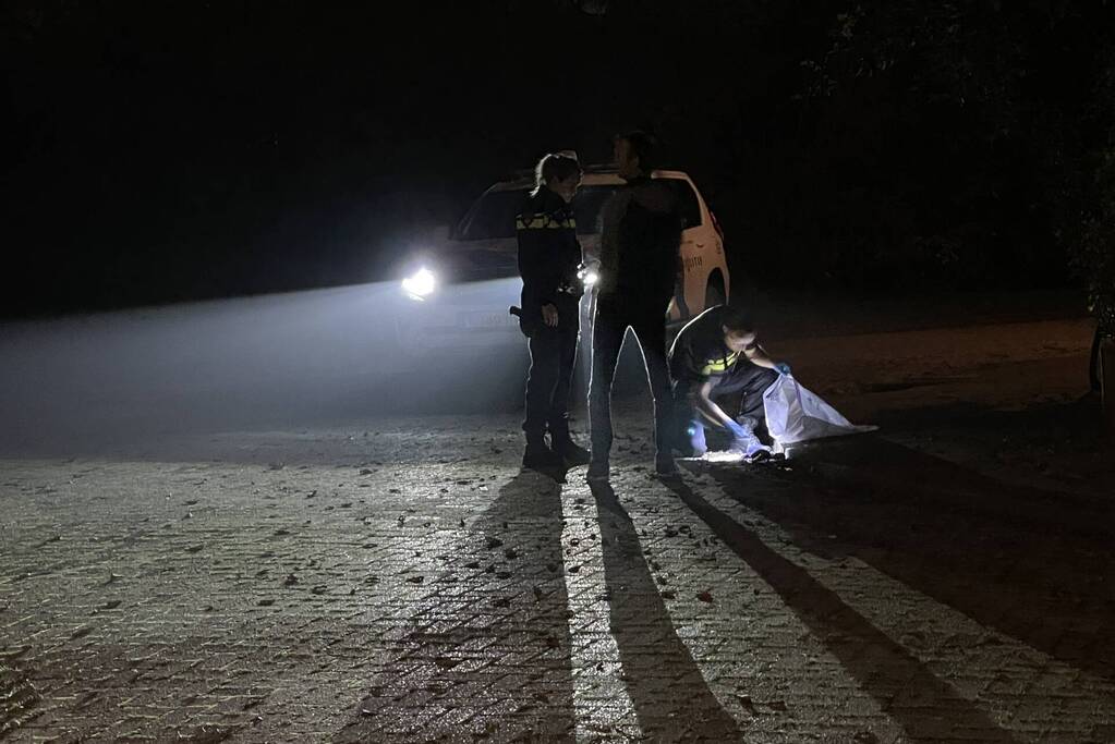 Politie doet onderzoek door incident bij woning