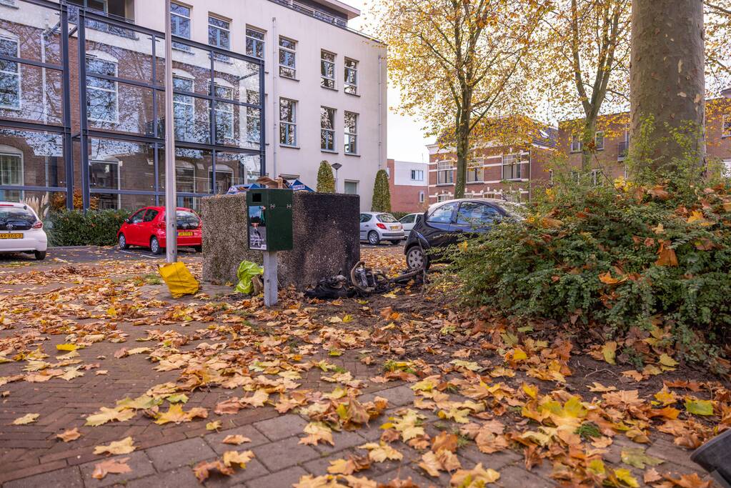Opnieuw gaat een Go Sharing-deelscooter in de hens