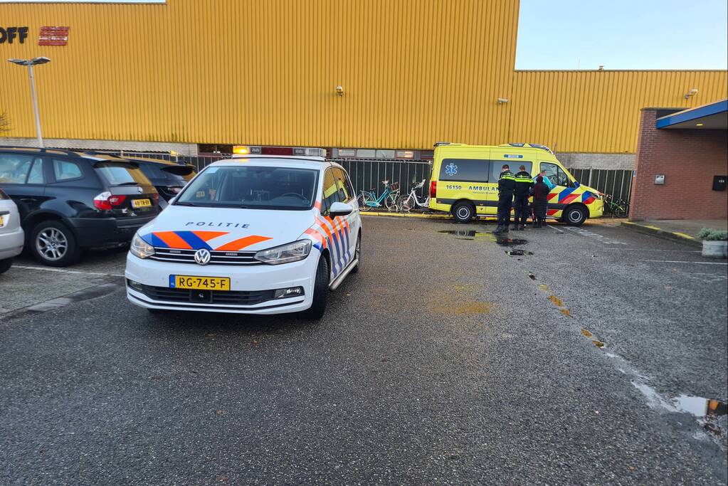 Kind bij binnenspeeltuin Ballorig overgebracht naar het ziekenhuis