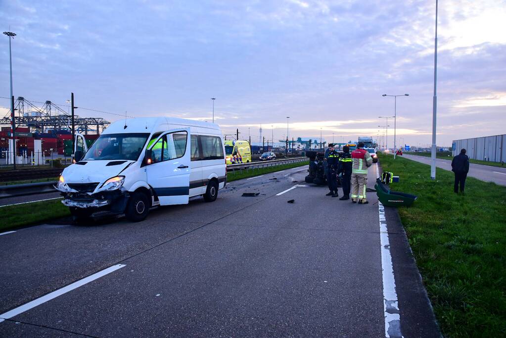 Bestuurder grasmaaier gewond bij aanrijding