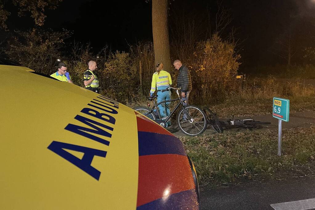 Beschonken fietser komt hard ten val en raakt gewond