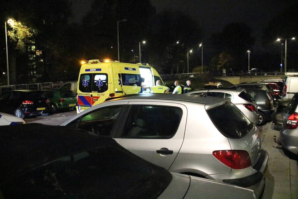 Vrouw ernstig gewond na steekpartij