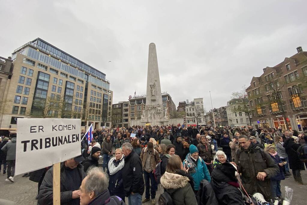 Enkele honderden mensen demonstreren tegen coronamaatregelen