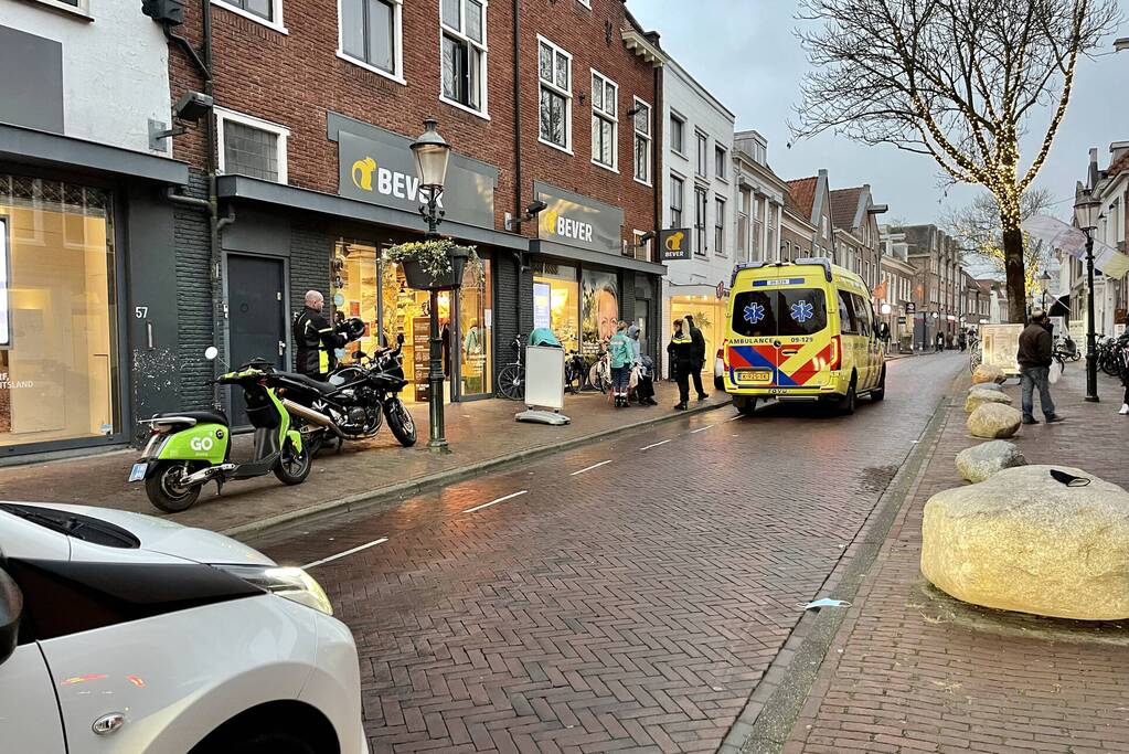 Vrouw gewond na ongeval met fiets