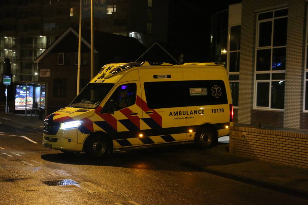 Persoon gewond na val van trap