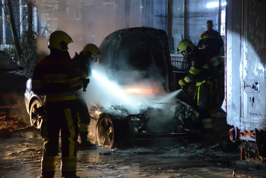 Forse brand in personenauto
