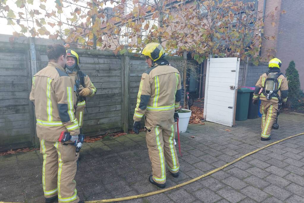 Jongeren stichten brand met vuurwerk in schuur