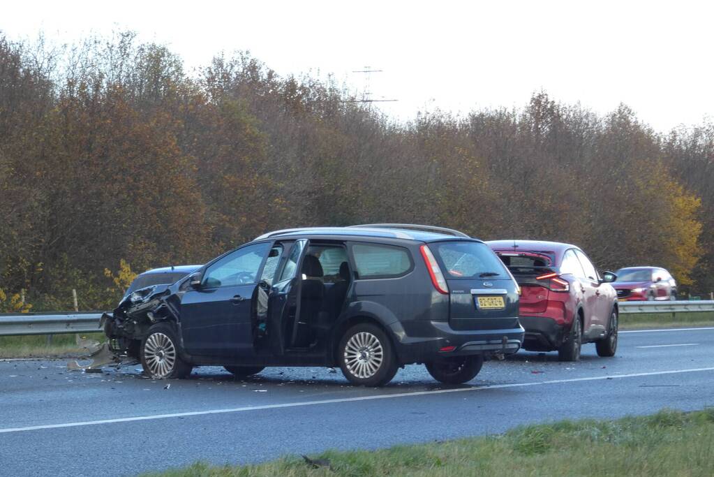 Ongeval tussen meerdere voertuigen